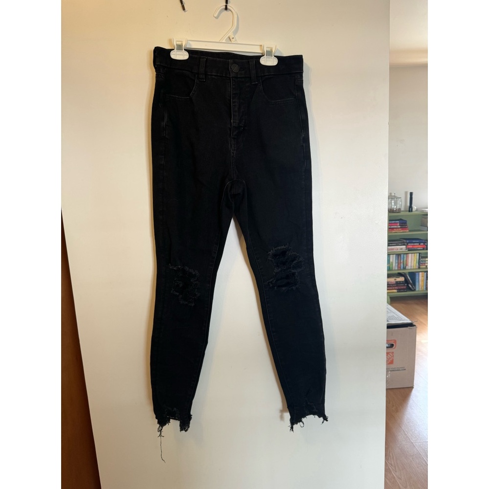 Black Distressed AE Jeans